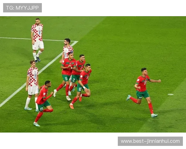 世界杯最新战报：各强队鏖战正酣晋级形势引关注